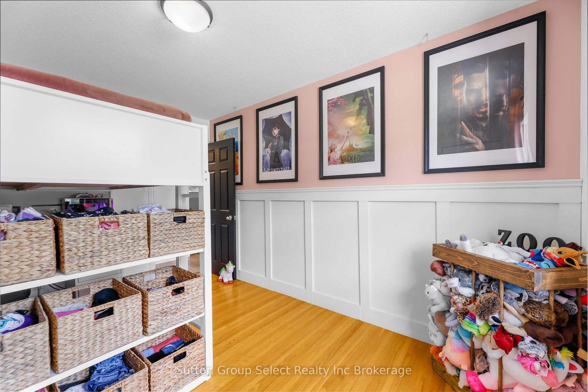 Photo 15 of 25 Laurier Road, St. Thomas — HOMEH
