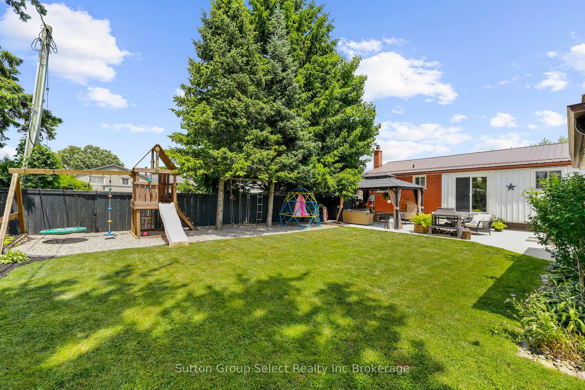 Photo 28 of 25 Laurier Road, St. Thomas — HOMEH