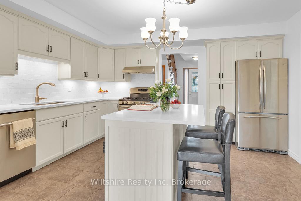 Photo 7 of 38 Cavanaugh Crescent, St. Thomas — HOMEH