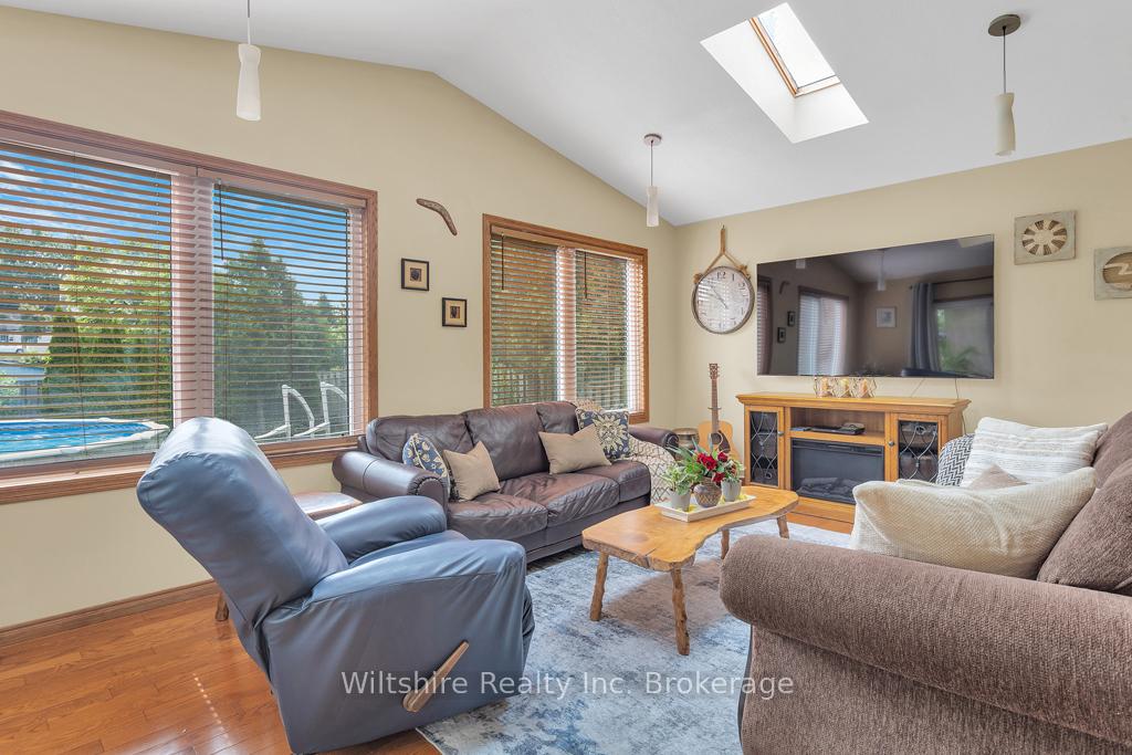 Photo 11 of 38 Cavanaugh Crescent, St. Thomas — HOMEH