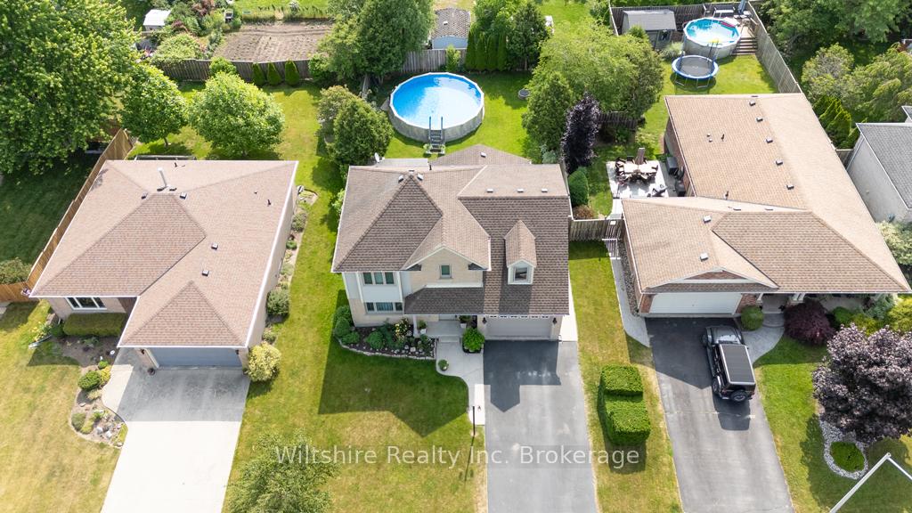 Photo 25 of 38 Cavanaugh Crescent, St. Thomas — HOMEH