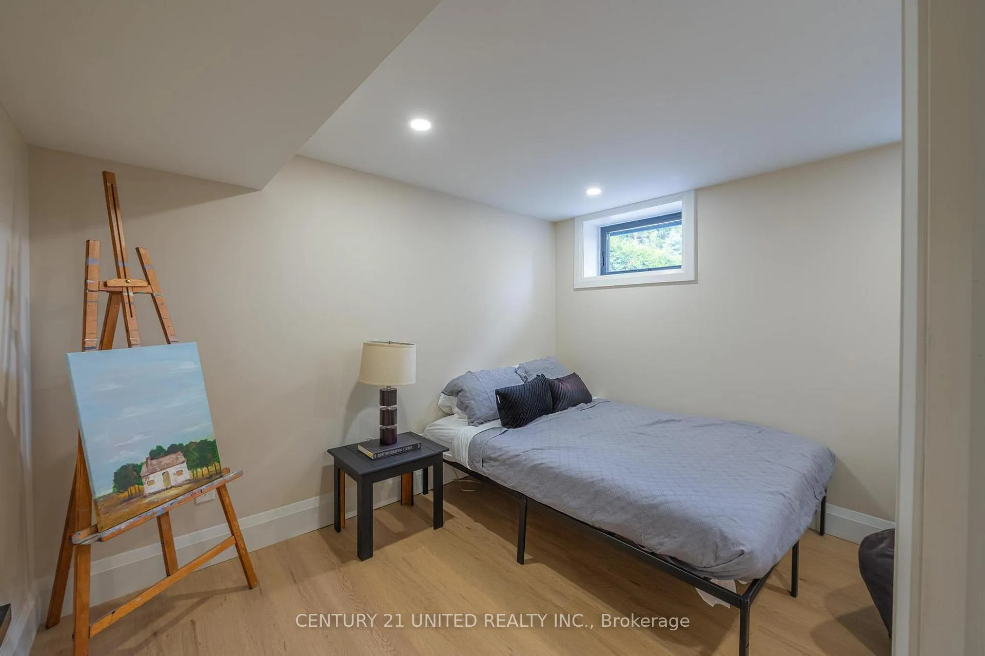 Photo 35 of 34 Edgewood Road, Peterborough, Monaghan Ward 2 — HOMEH