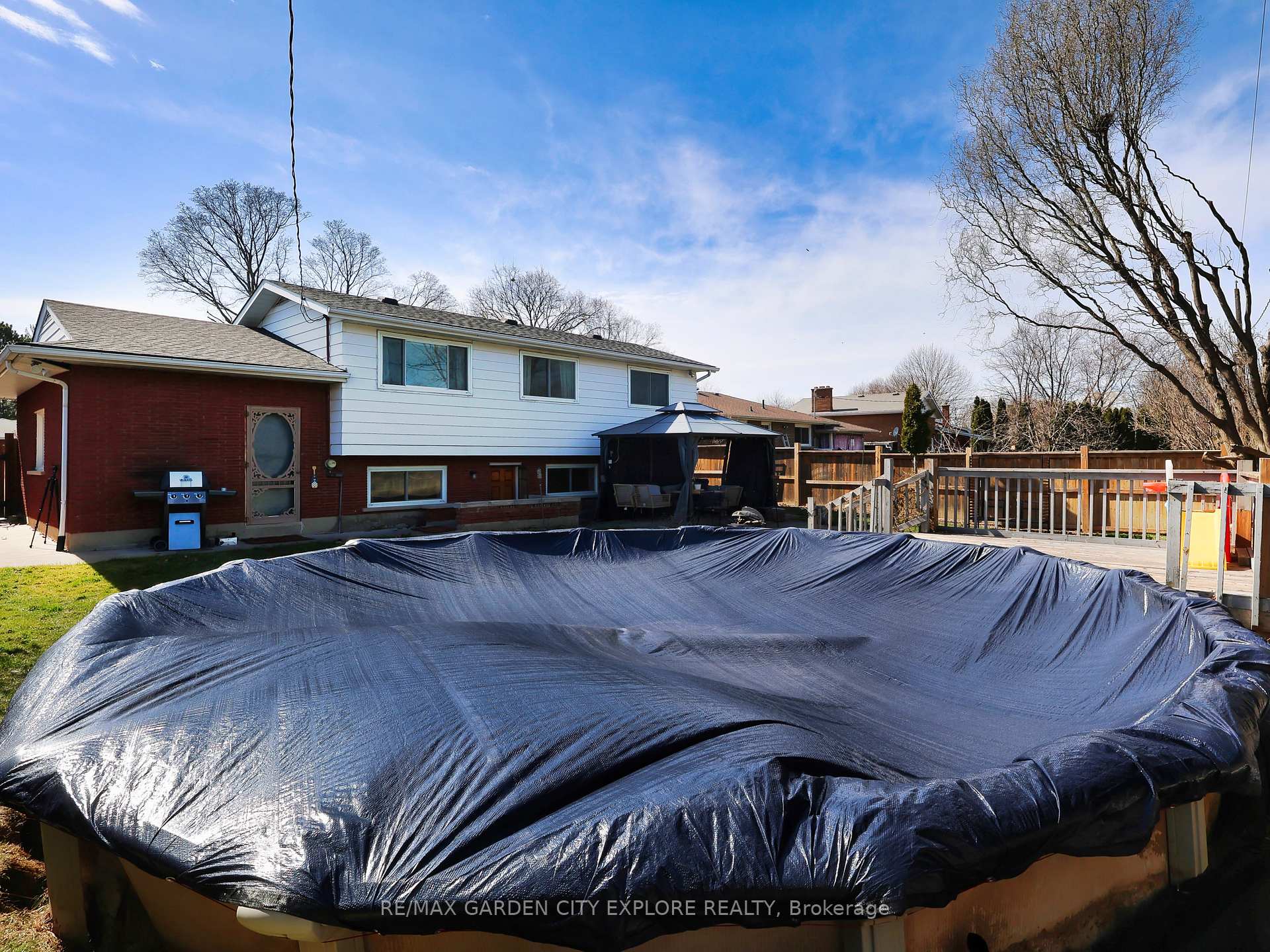 Photo 44 of 12 Frontenac Drive, St. Catharines, Vine/Linwell — HOMEH