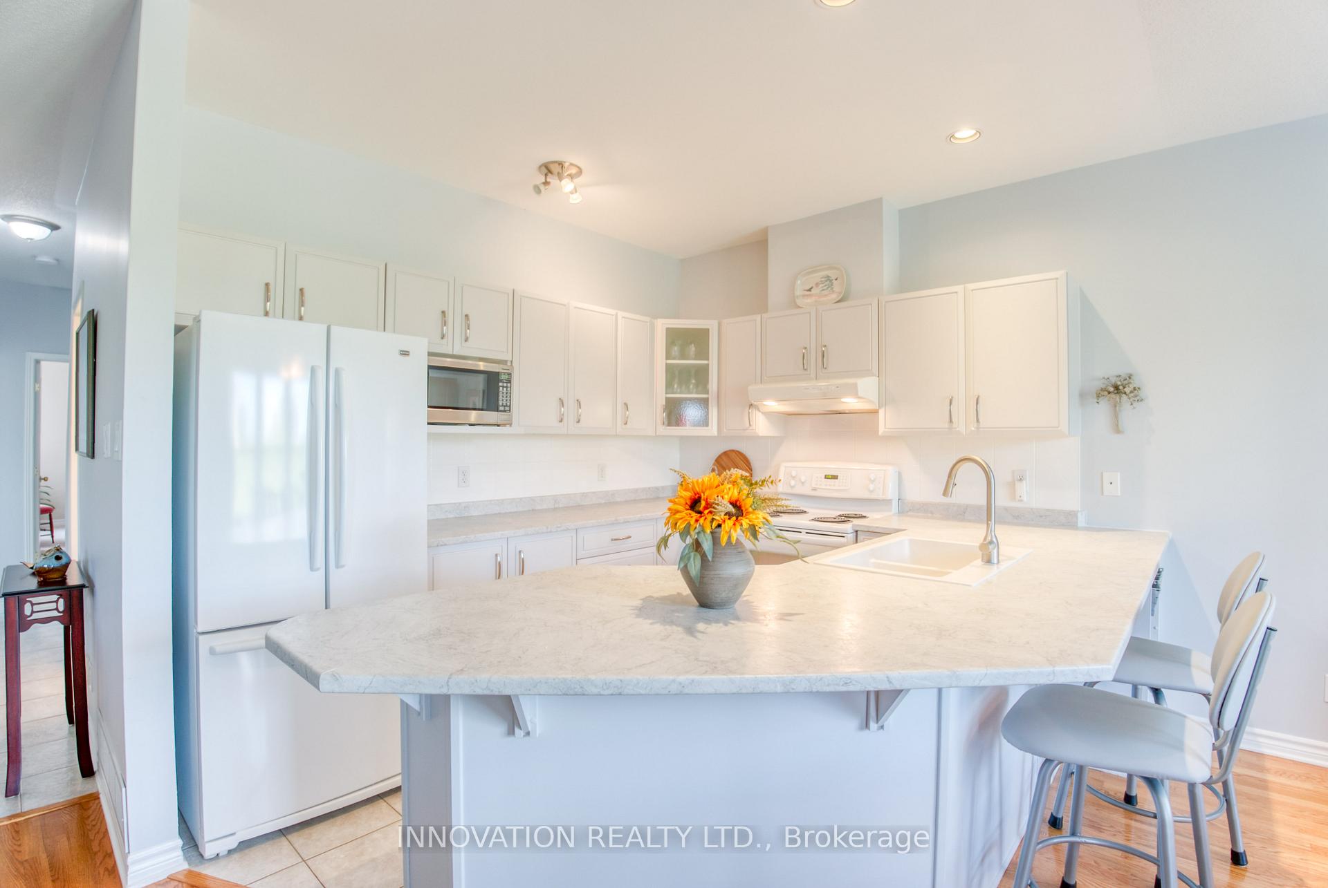 Photo 11 of 13 Eileen Crescent, Ottawa, Stittsville (Central) — HOMEH