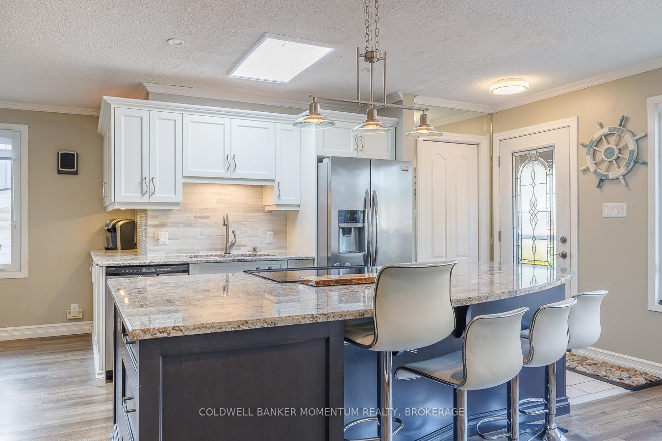 Photo 6 of 12 1/2 Beachaven Drive, St. Catharines, Port Weller — HOMEH