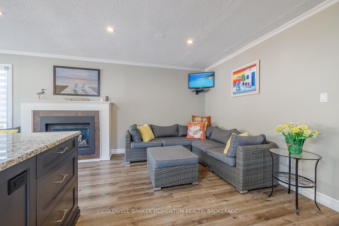 Photo 10 of 12 1/2 Beachaven Drive, St. Catharines, Port Weller — HOMEH