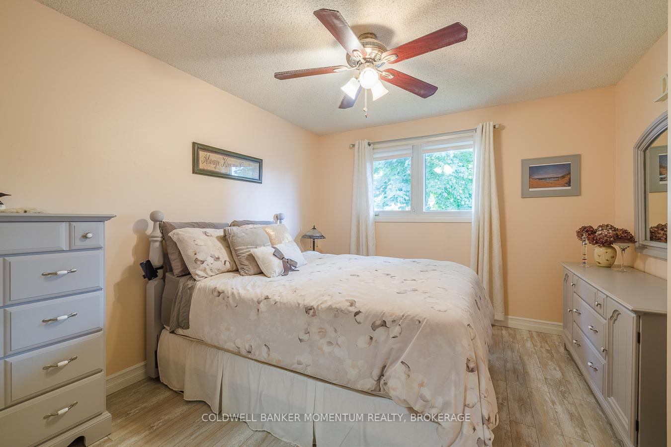 Photo 13 of 12 1/2 Beachaven Drive, St. Catharines, Port Weller — HOMEH