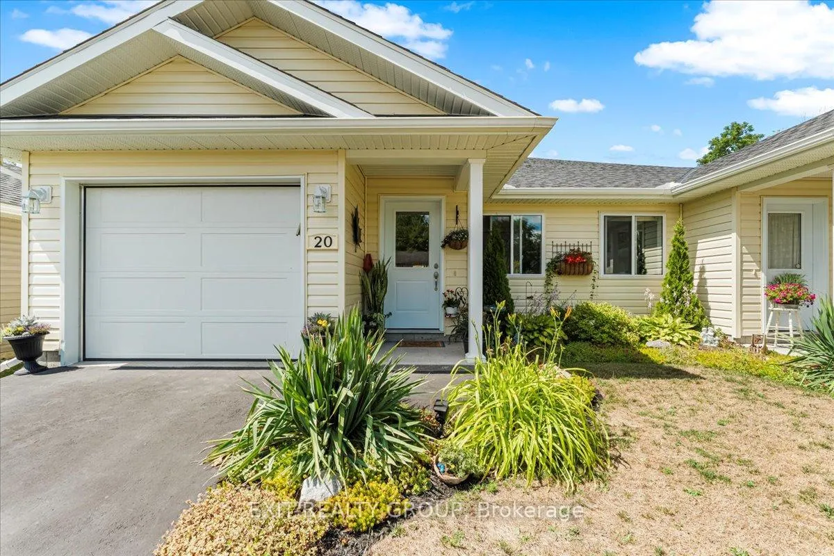 Photo 2 of 20 Gladstone Street, Prince Edward County, Sophiasburg Ward — HOMEH
