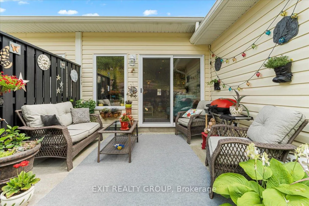 Photo 27 of 20 Gladstone Street, Prince Edward County, Sophiasburg Ward — HOMEH