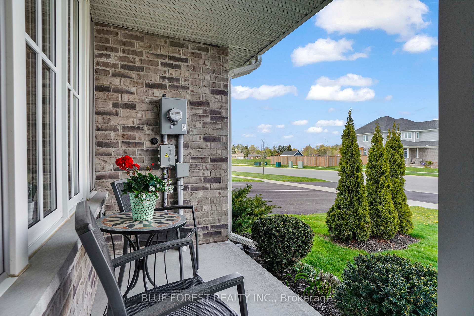 Photo 4 of 56 Renaissance Drive, St. Thomas — HOMEH