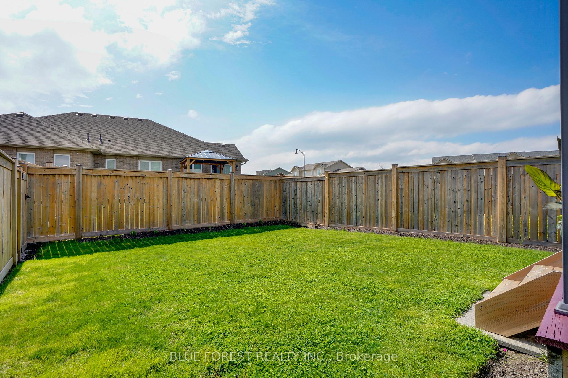 Photo 31 of 56 Renaissance Drive, St. Thomas — HOMEH