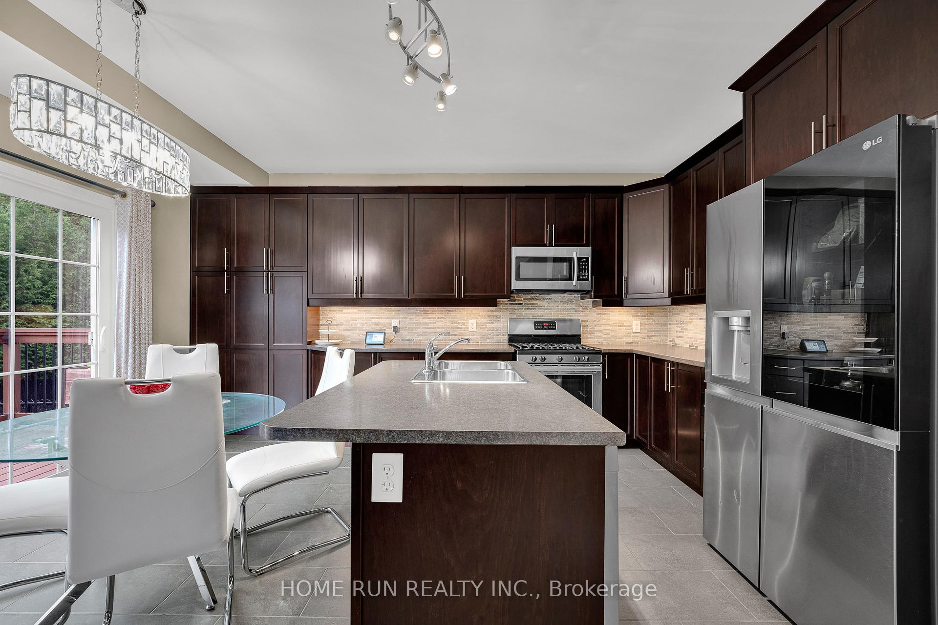 Photo 18 of 343 Eckerson Avenue, Ottawa, Stittsville (South) — HOMEH