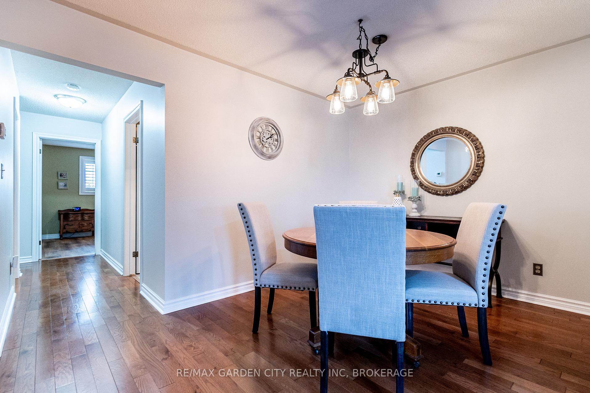 Photo 6 of 7 Fox Trail Drive, St. Catharines, Rykert/Vansickle — HOMEH