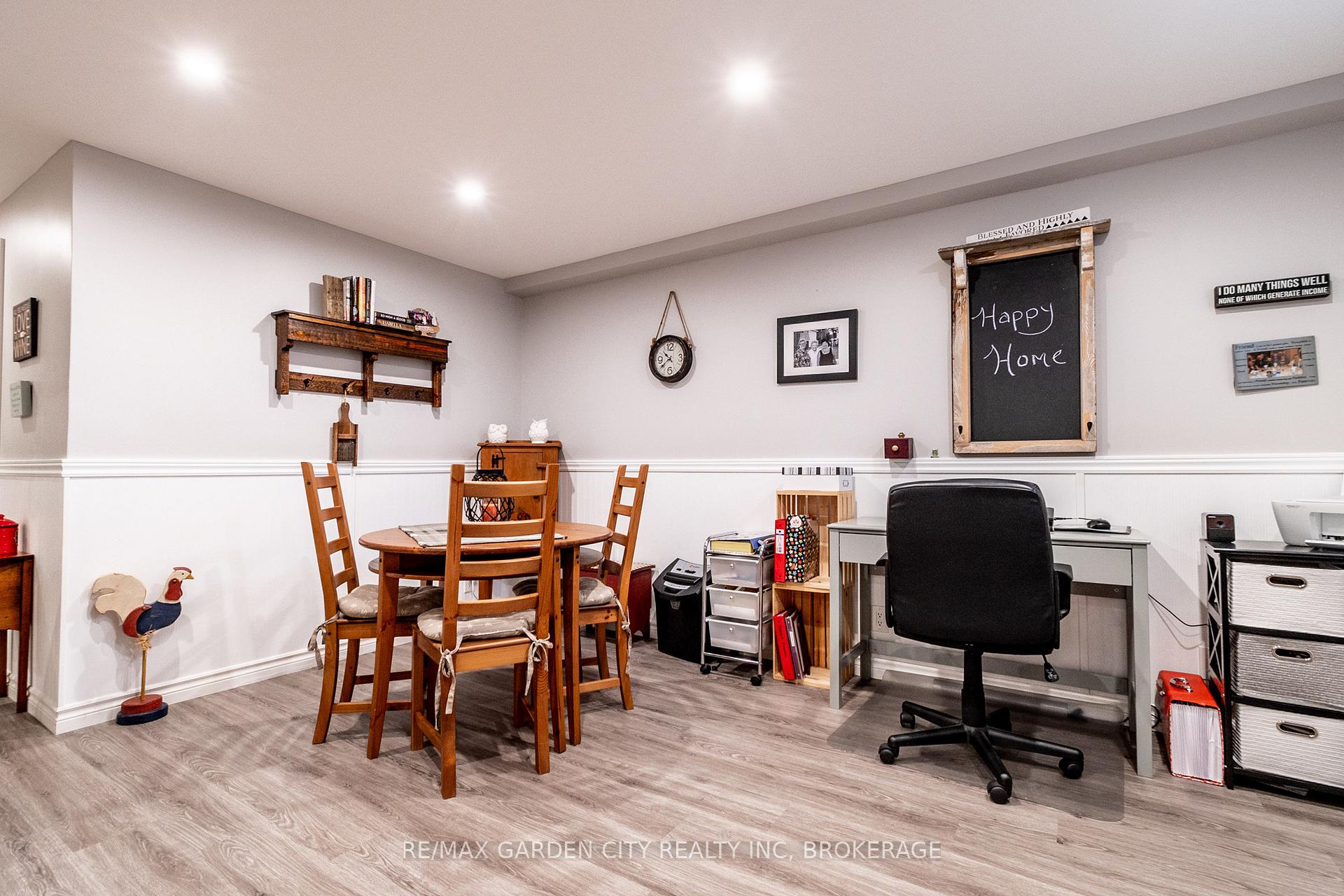 Photo 23 of 7 Fox Trail Drive, St. Catharines, Rykert/Vansickle — HOMEH