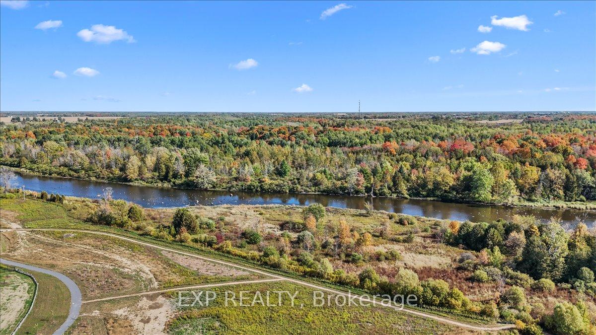 Photo 6 of 211 Parsnip Mews, Ottawa, Goulbourn Twp From Franktown Rd/South To Rideau — HOMEH
