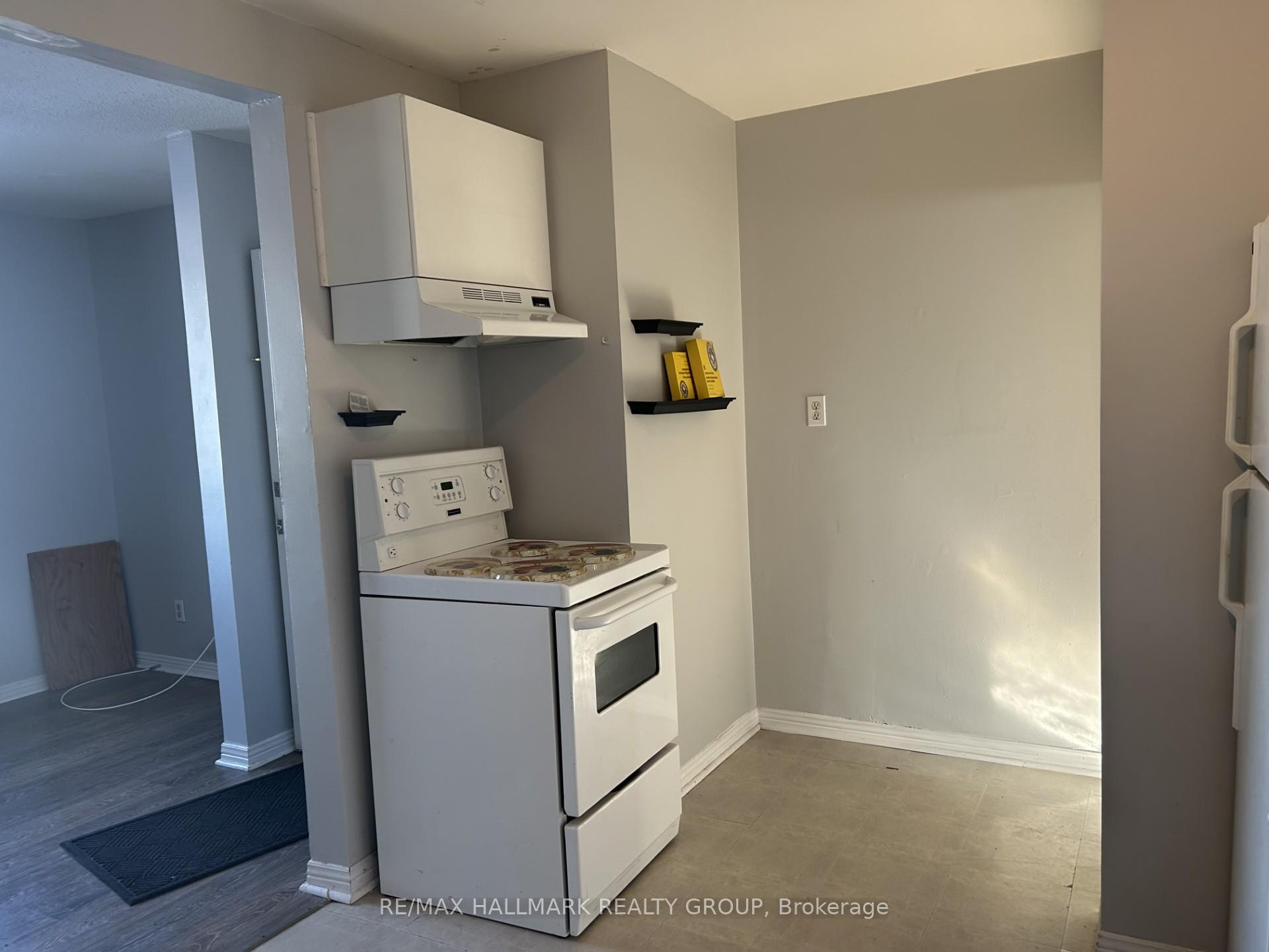 Photo 10 of Unit 2, 6094 Ottawa Street, Ottawa, Richmond — HOMEH