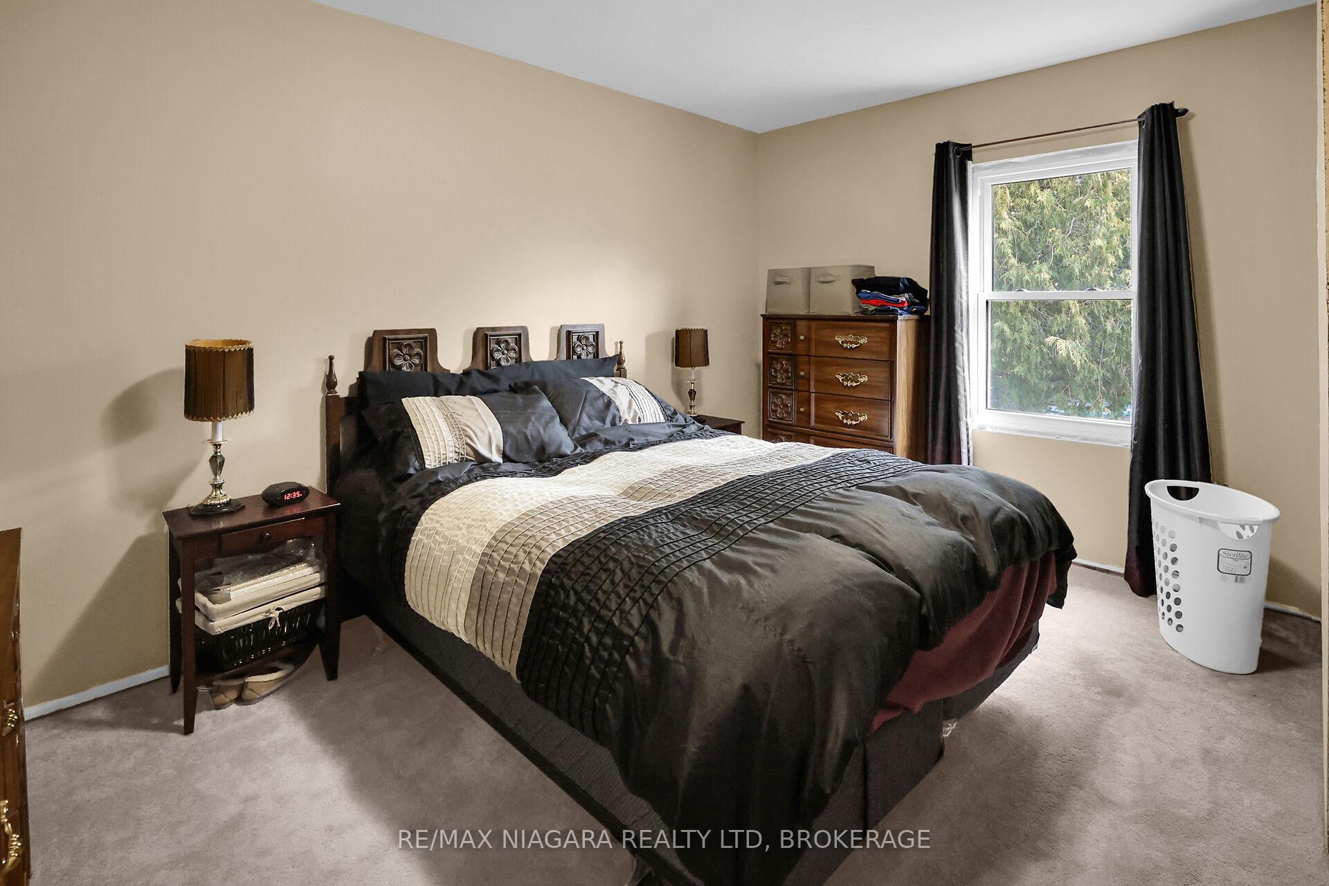 Photo 11 of 6 Ida Street, St. Catharines, E. Chester — HOMEH