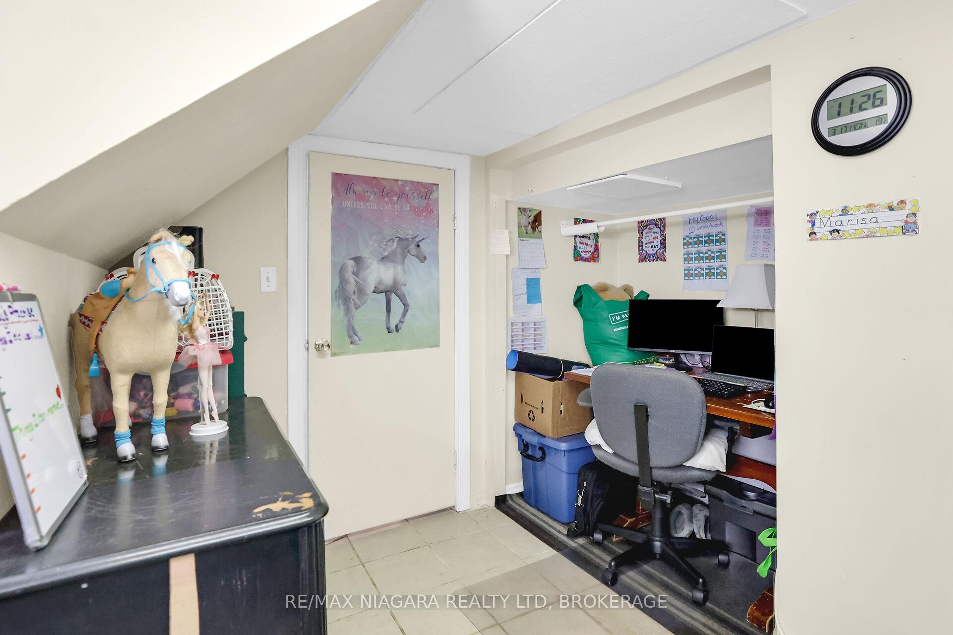 Photo 18 of 6 Ida Street, St. Catharines, E. Chester — HOMEH