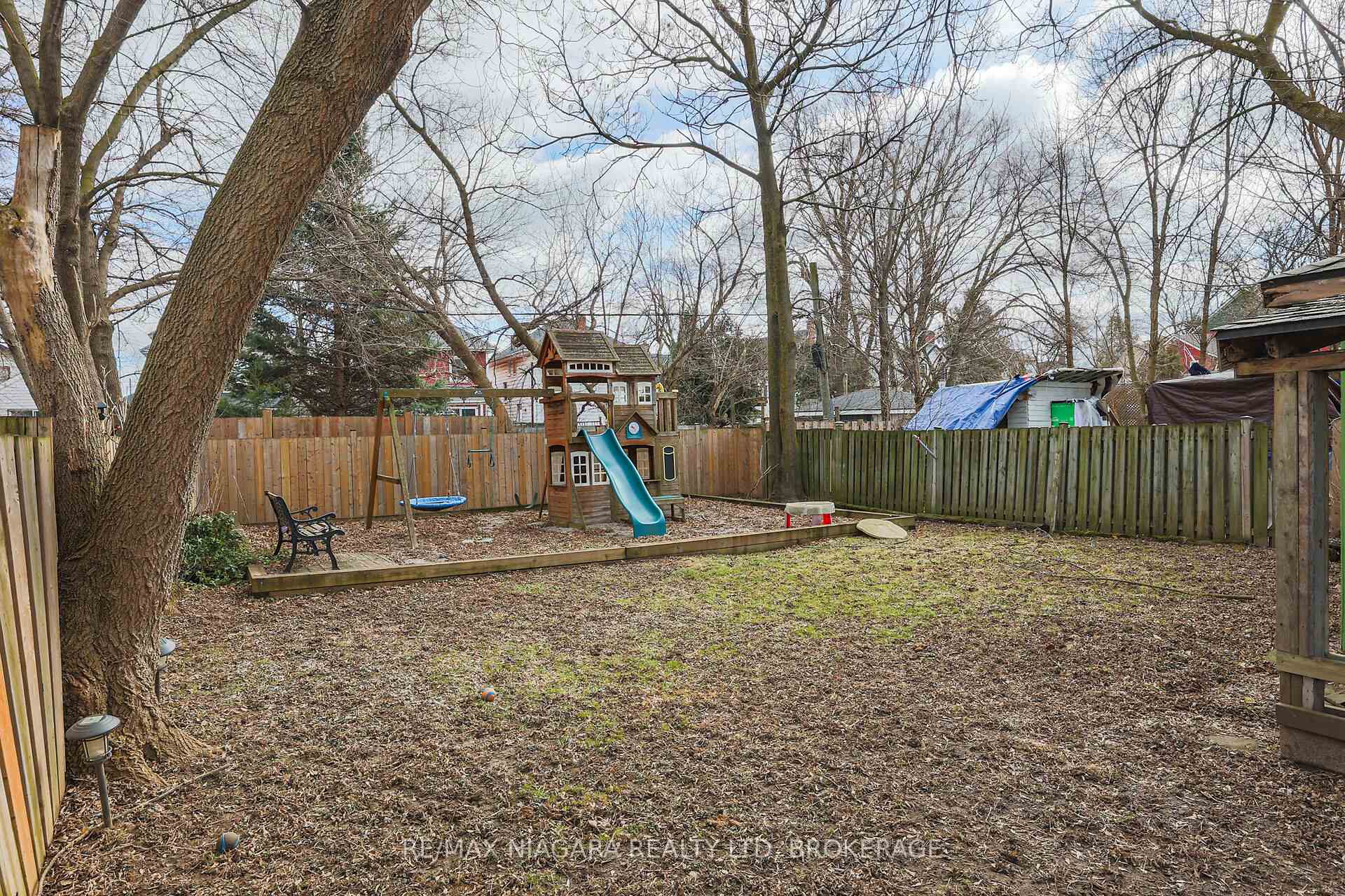 Photo 30 of 6 Ida Street, St. Catharines, E. Chester — HOMEH