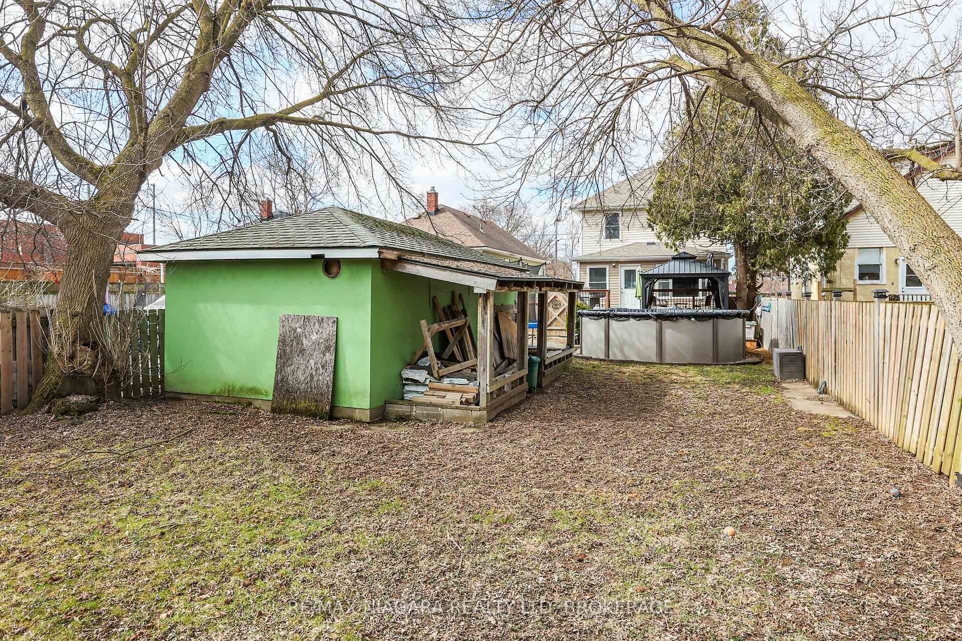 Photo 33 of 6 Ida Street, St. Catharines, E. Chester — HOMEH