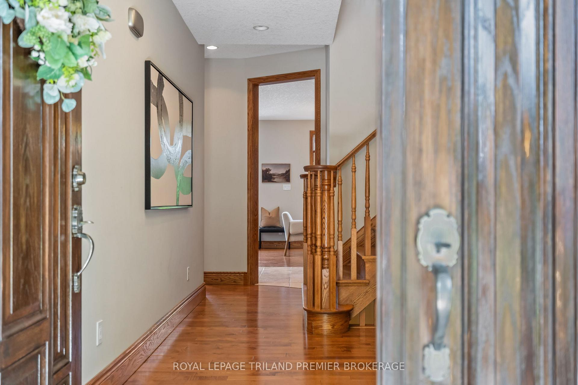 Photo 4 of 167 Lake Margaret Trail, St. Thomas — HOMEH