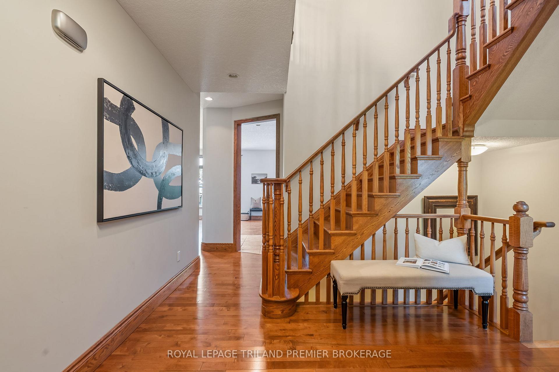 Photo 6 of 167 Lake Margaret Trail, St. Thomas — HOMEH