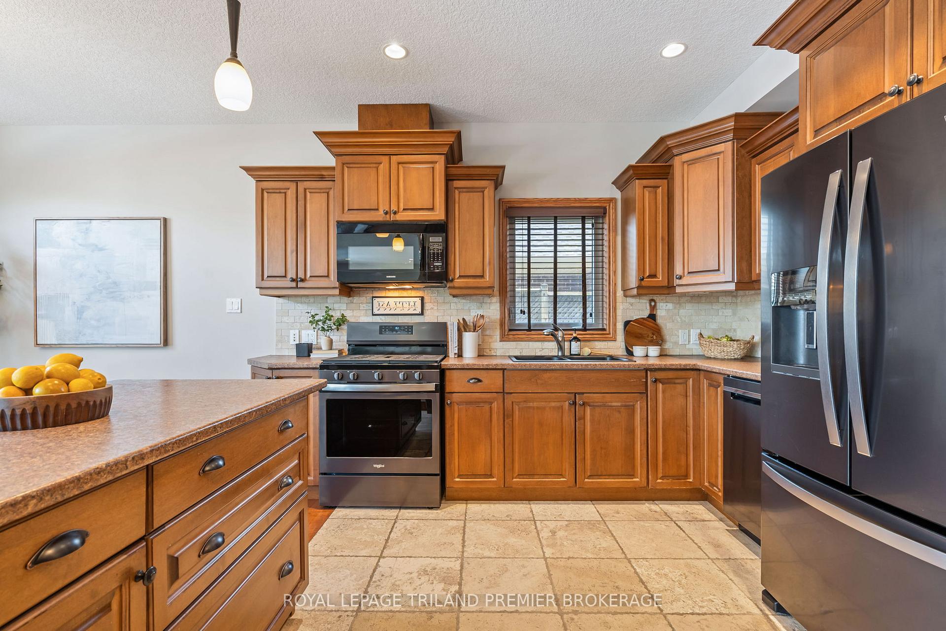Photo 16 of 167 Lake Margaret Trail, St. Thomas — HOMEH
