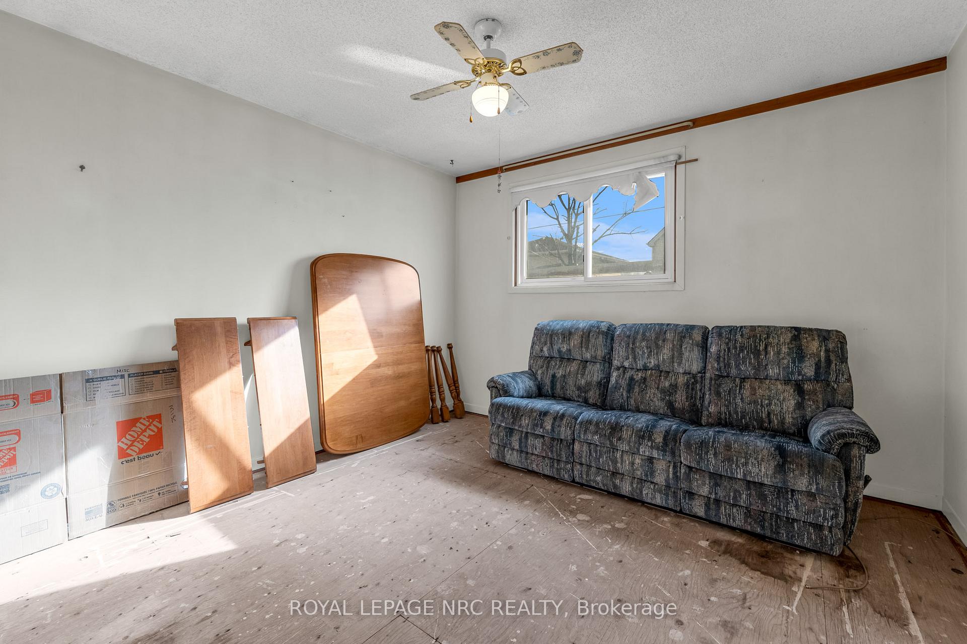 Photo 11 of 52 St George Street, St. Catharines, Facer — HOMEH