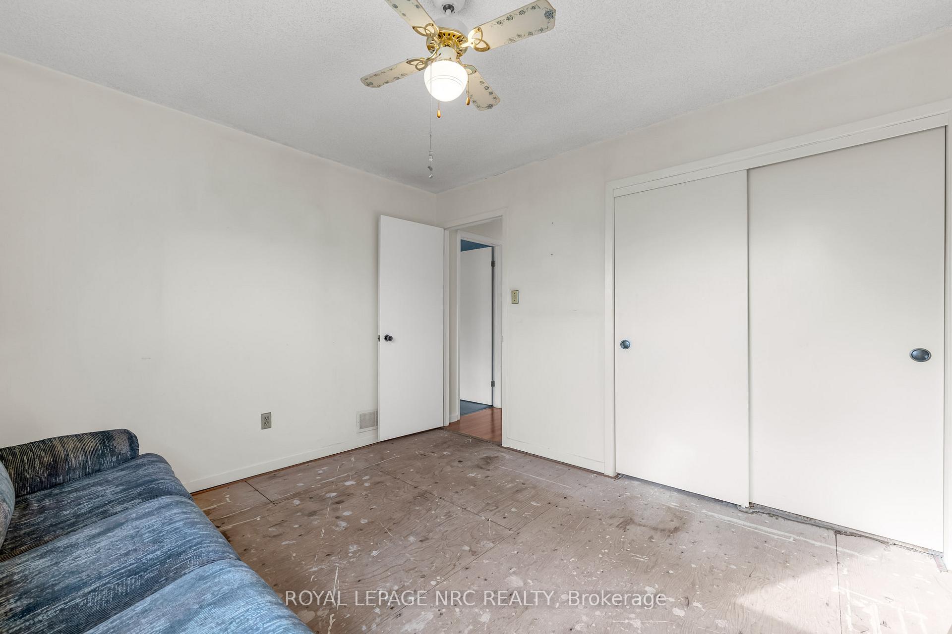 Photo 12 of 52 St George Street, St. Catharines, Facer — HOMEH