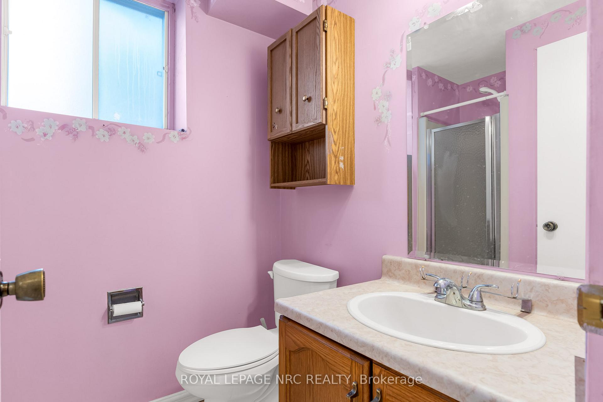 Photo 20 of 52 St George Street, St. Catharines, Facer — HOMEH