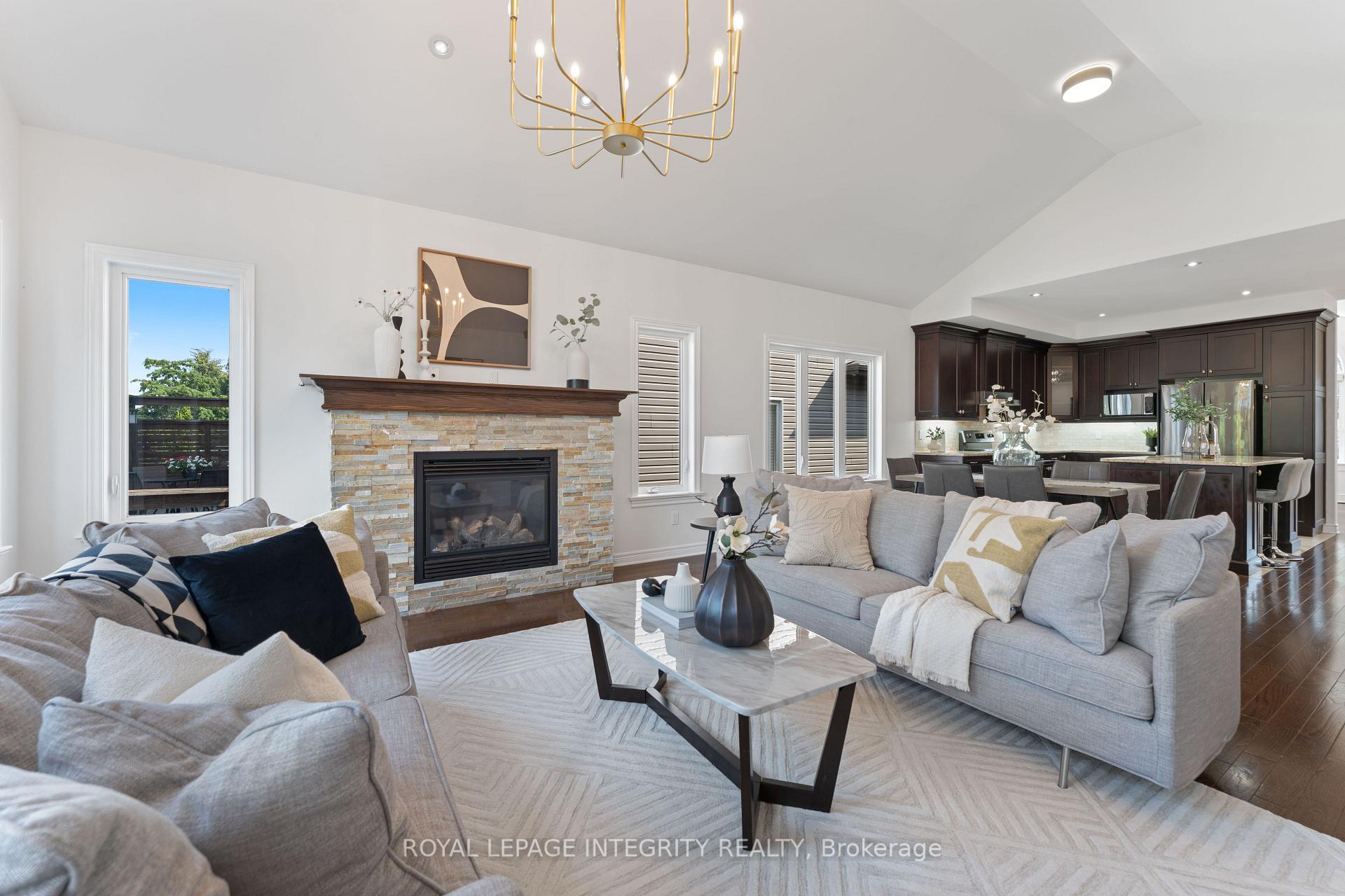 Photo 4 of 449 Landswood Way, Ottawa, Stittsville (South) — HOMEH