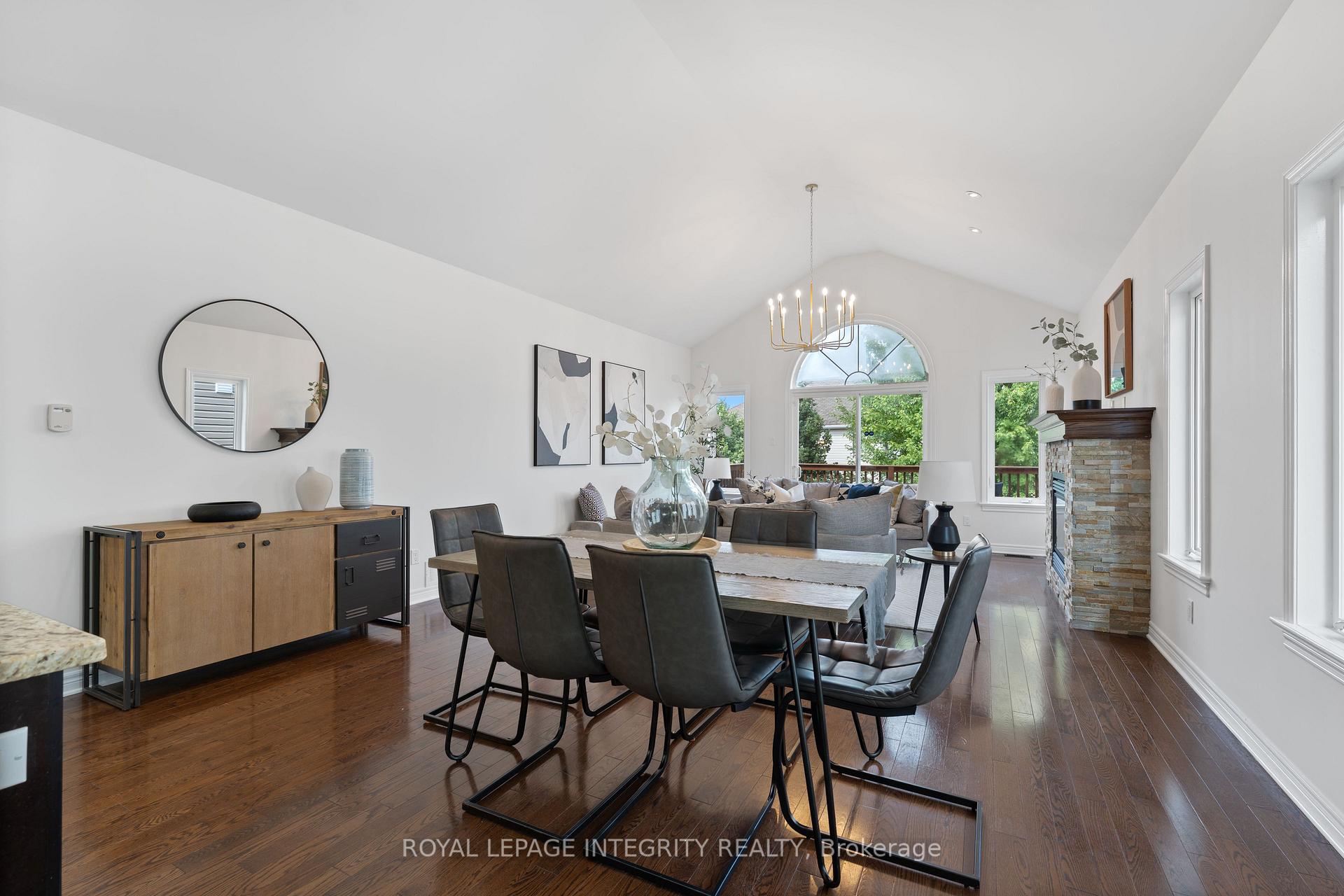 Photo 5 of 449 Landswood Way, Ottawa, Stittsville (South) — HOMEH