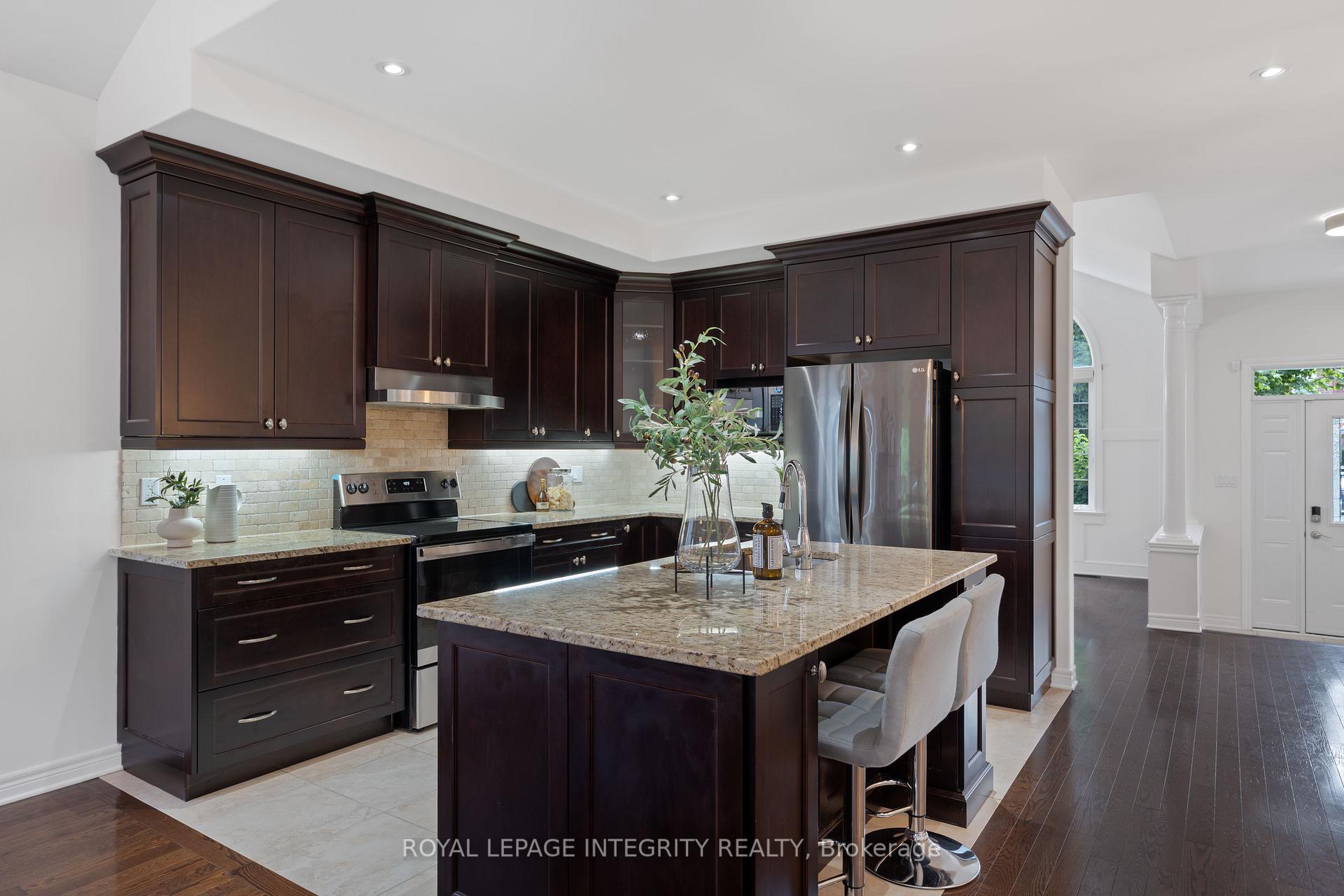 Photo 7 of 449 Landswood Way, Ottawa, Stittsville (South) — HOMEH
