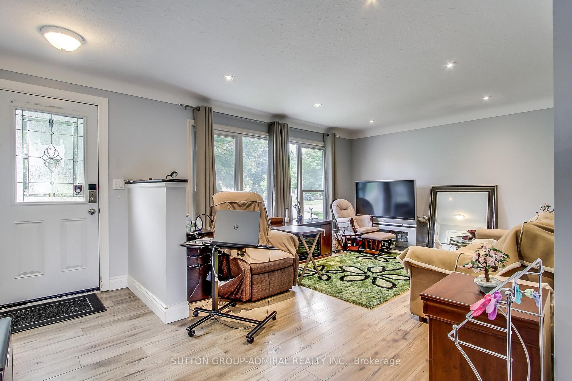 Photo 7 of 571 Geneva Street, St. Catharines, Lakeport — HOMEH