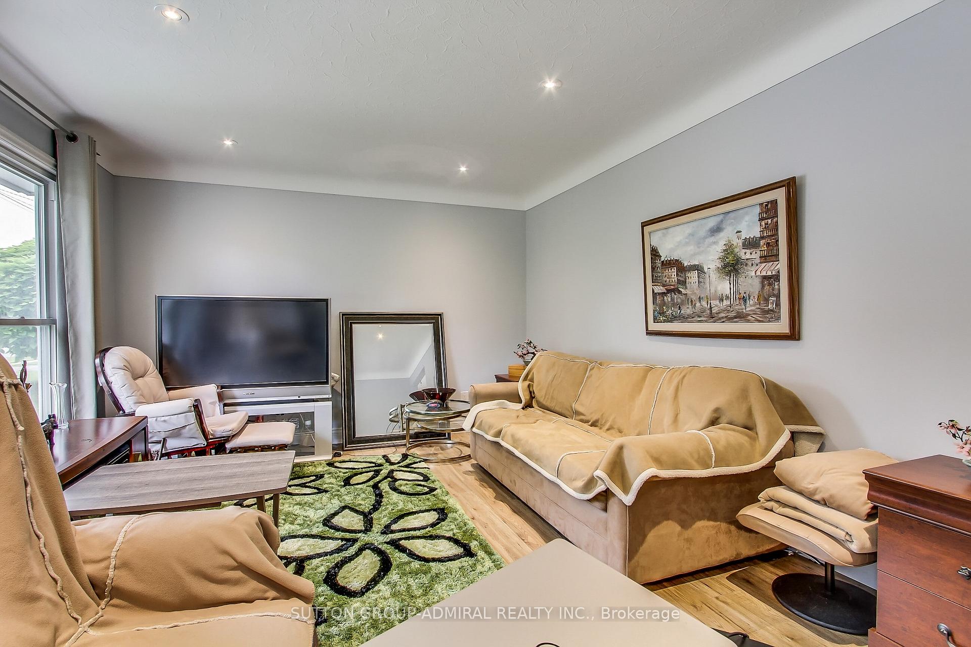 Photo 9 of 571 Geneva Street, St. Catharines, Lakeport — HOMEH