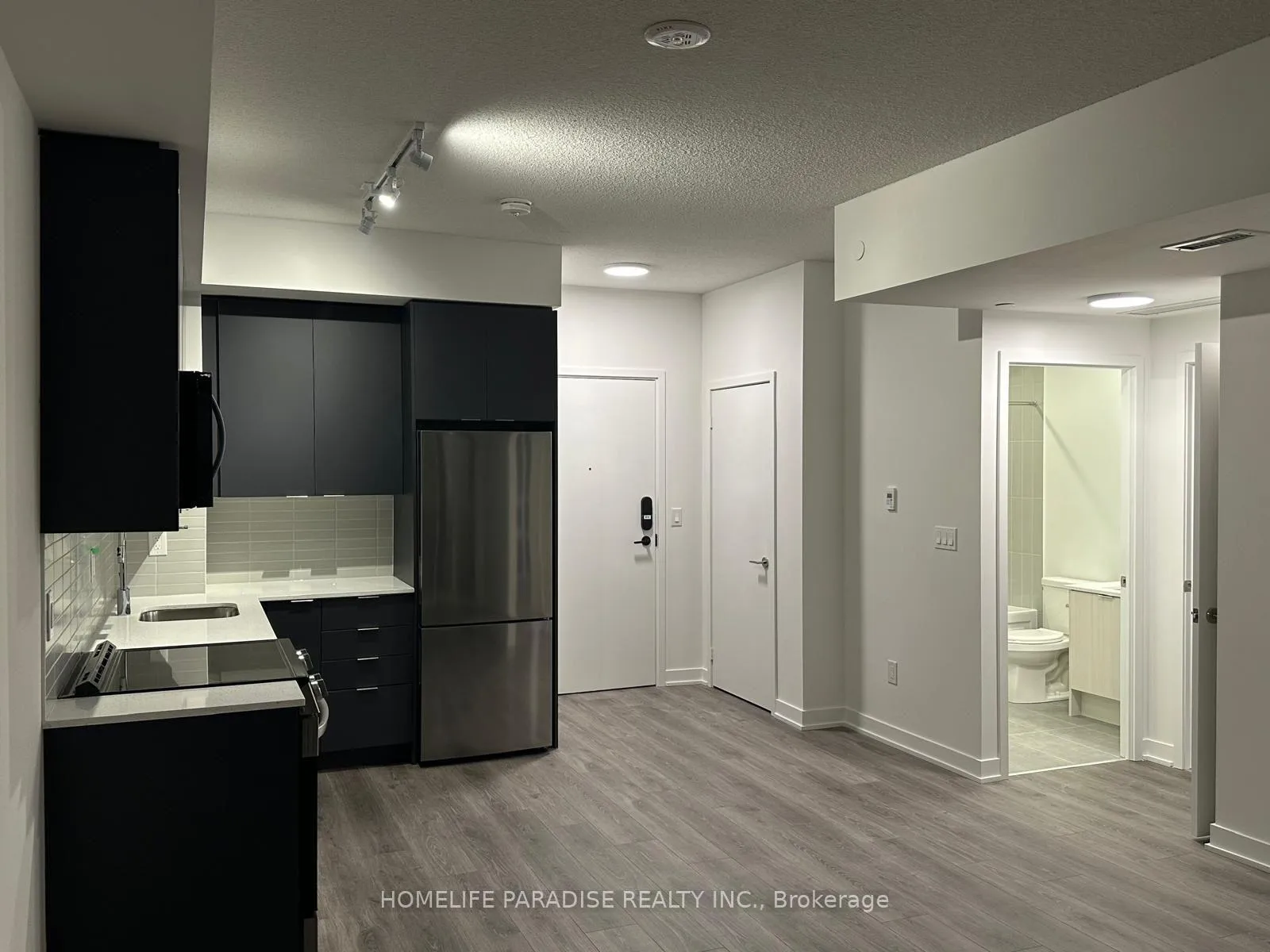Photo 12 of 225 Malta Avenue, Brampton, Fletcher's Creek South — HOMEH
