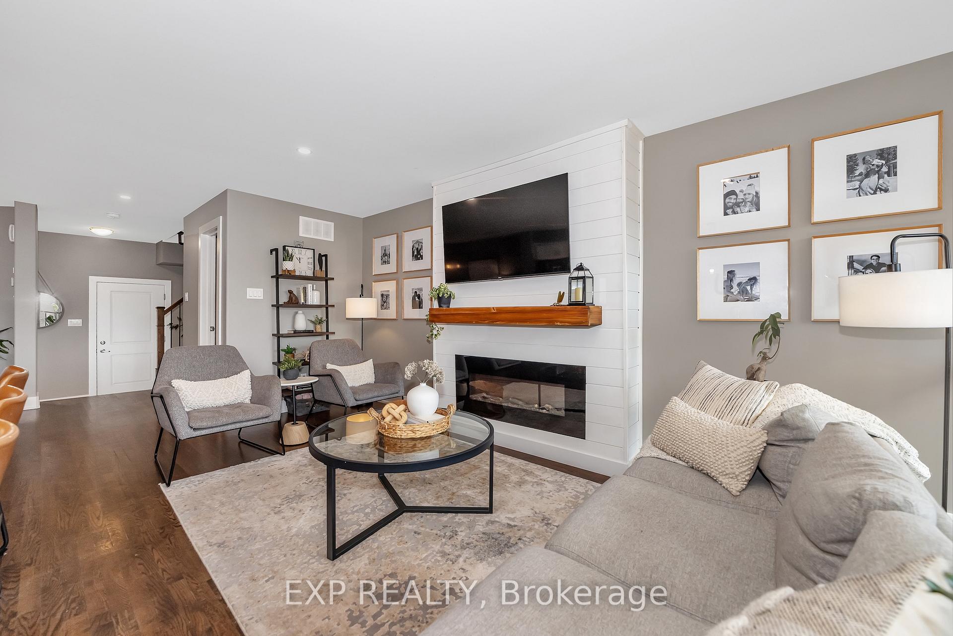 Photo 9 of 226 Purchase Crescent, Ottawa, Stittsville (South) — HOMEH