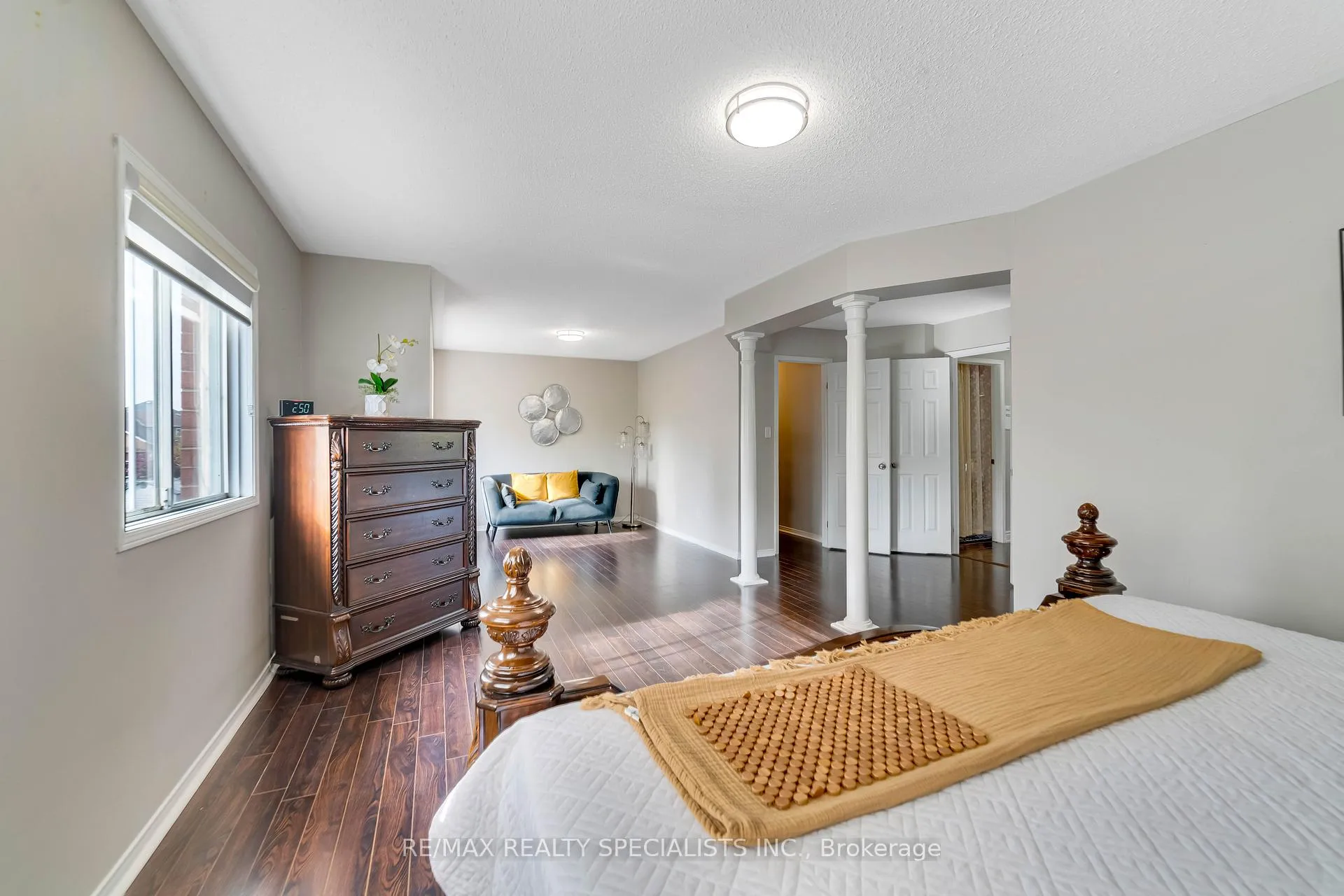 Photo 20 of 220 Cresthaven Road, Brampton, Snelgrove — HOMEH