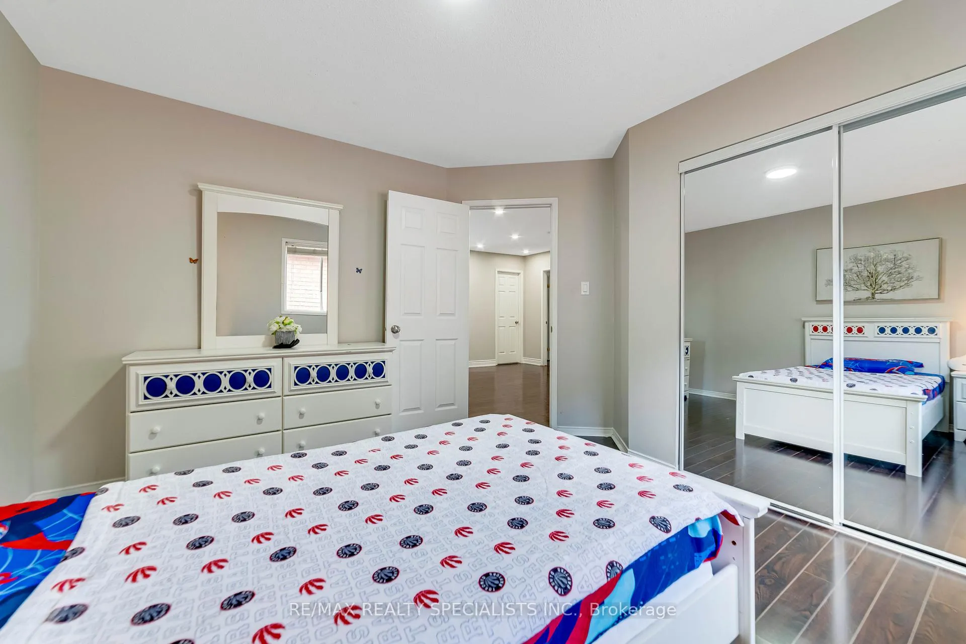 Photo 29 of 220 Cresthaven Road, Brampton, Snelgrove — HOMEH