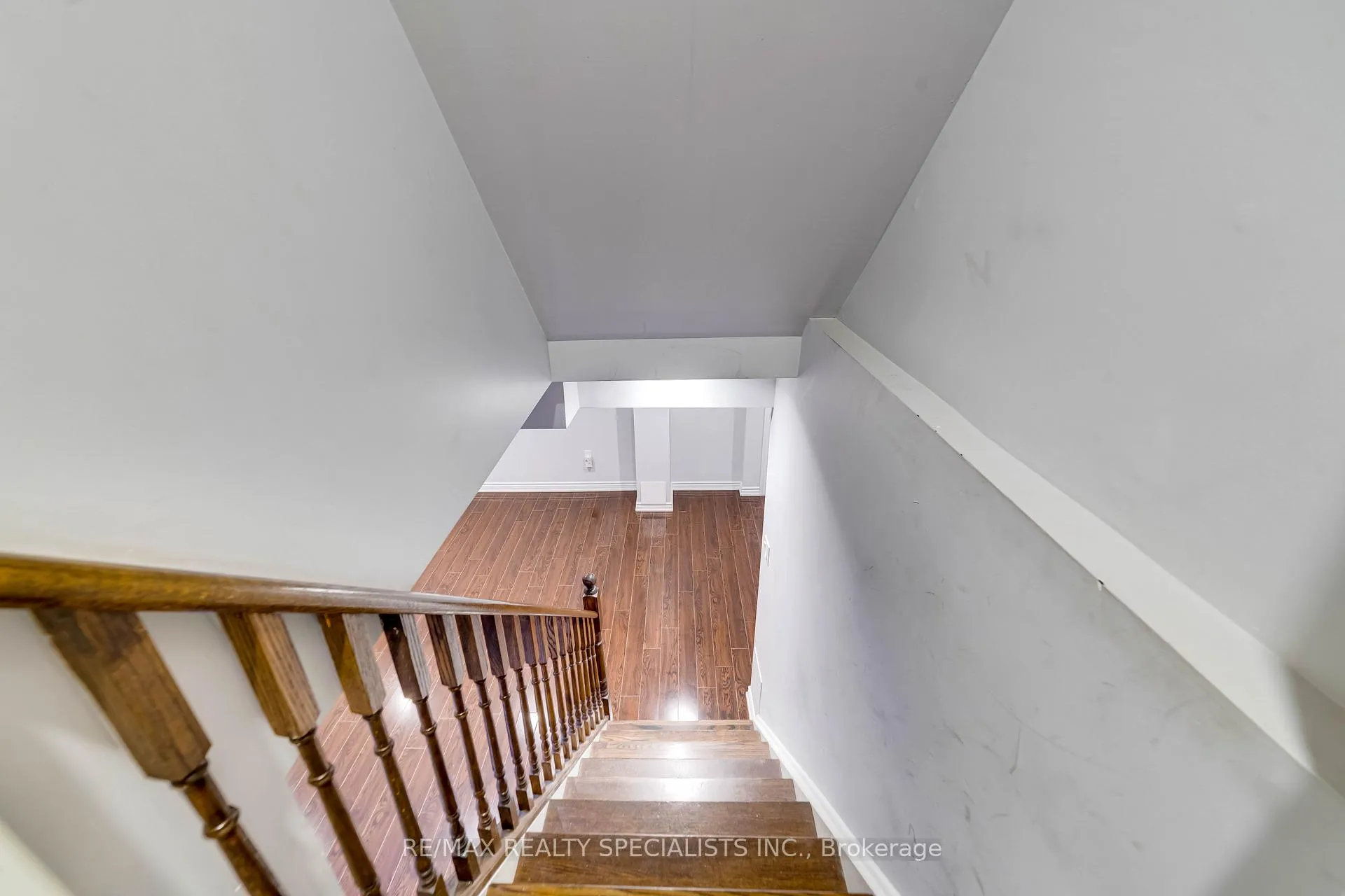 Photo 34 of 220 Cresthaven Road, Brampton, Snelgrove — HOMEH