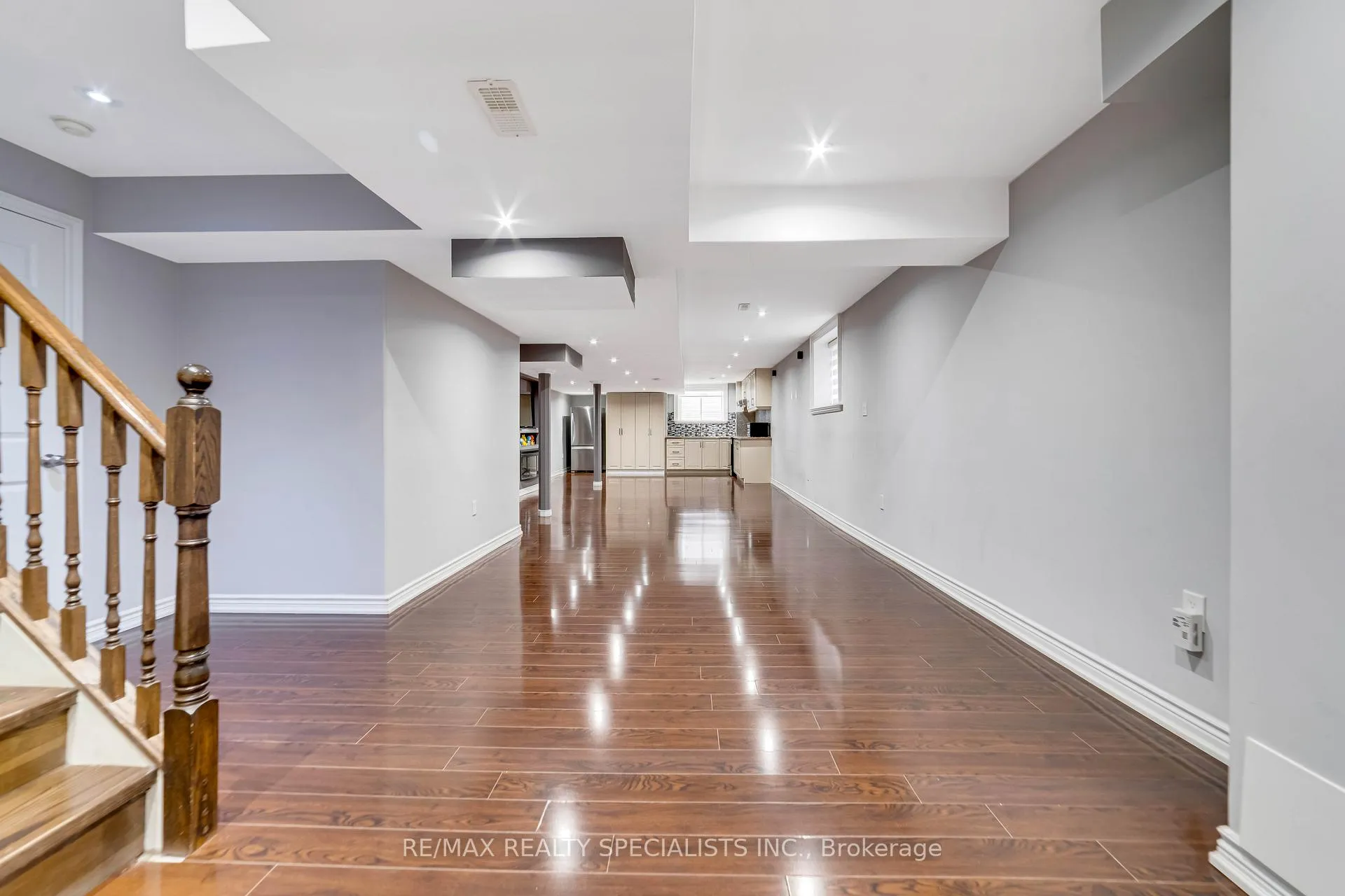 Photo 35 of 220 Cresthaven Road, Brampton, Snelgrove — HOMEH