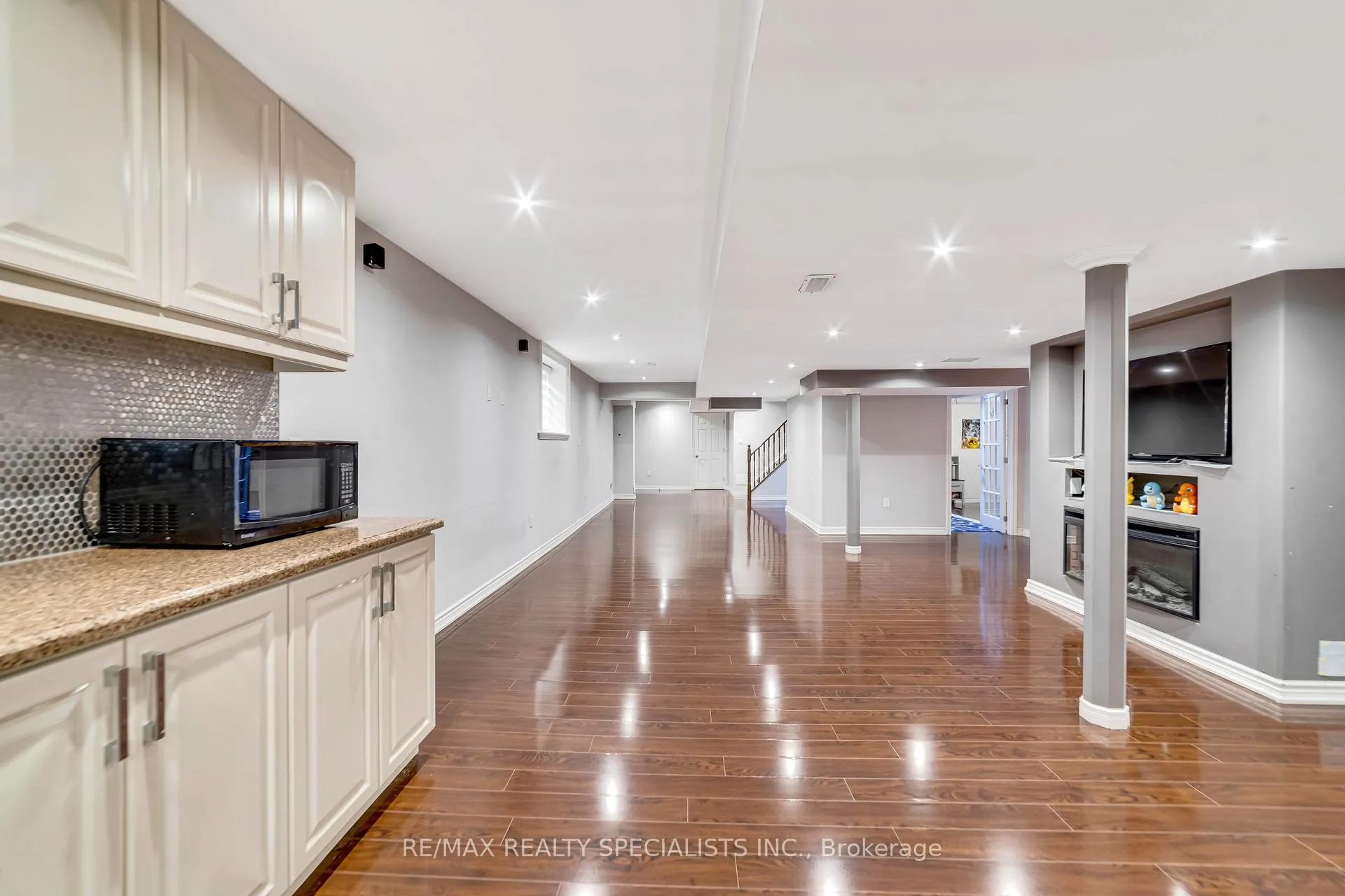 Photo 36 of 220 Cresthaven Road, Brampton, Snelgrove — HOMEH