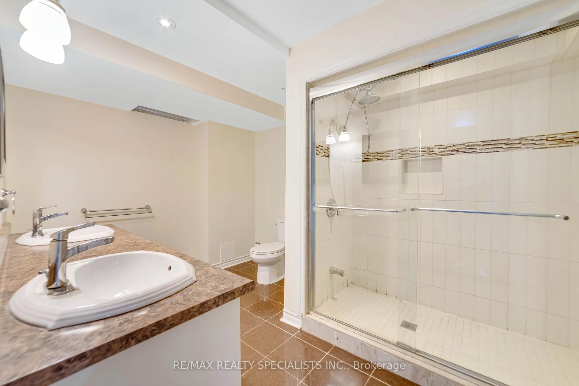 Photo 41 of 220 Cresthaven Road, Brampton, Snelgrove — HOMEH