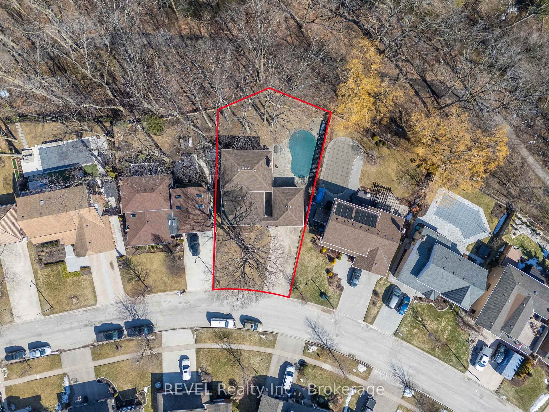 Photo 33 of 24 Butler Crescent N, St. Catharines, Lakeshore — HOMEH
