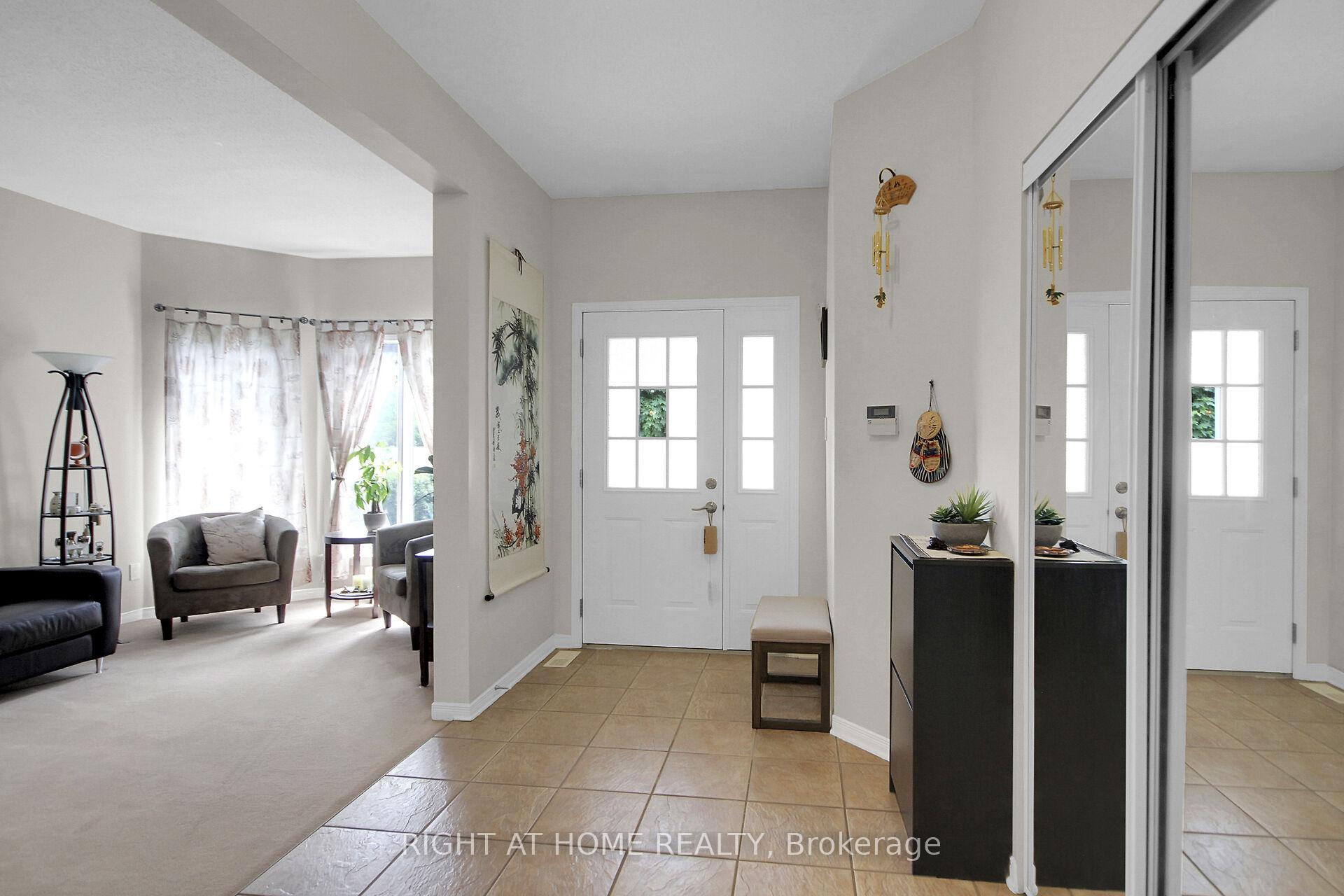 Photo 3 of 13 Sirocco Crescent, Ottawa, Stittsville (North) — HOMEH