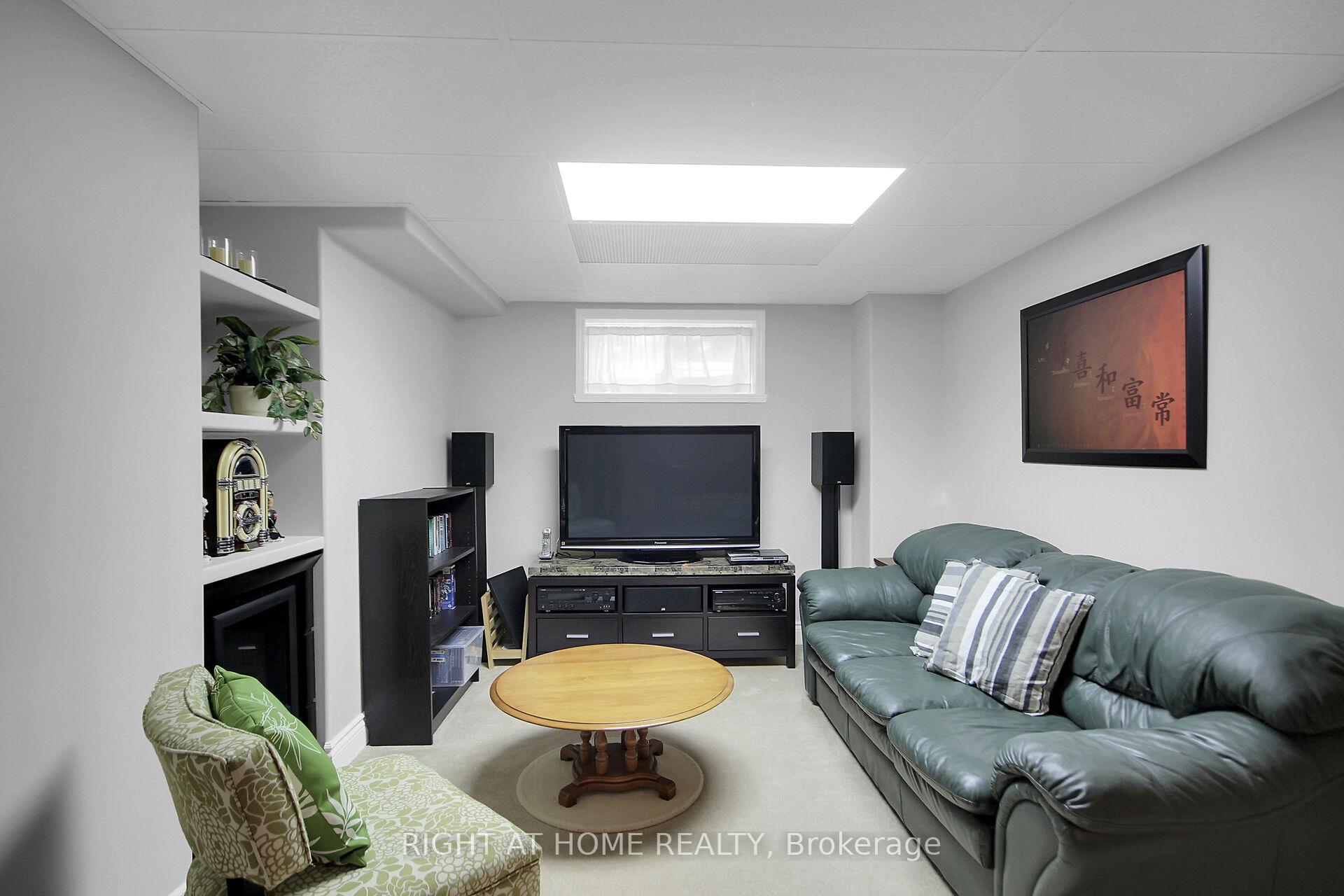 Photo 30 of 13 Sirocco Crescent, Ottawa, Stittsville (North) — HOMEH