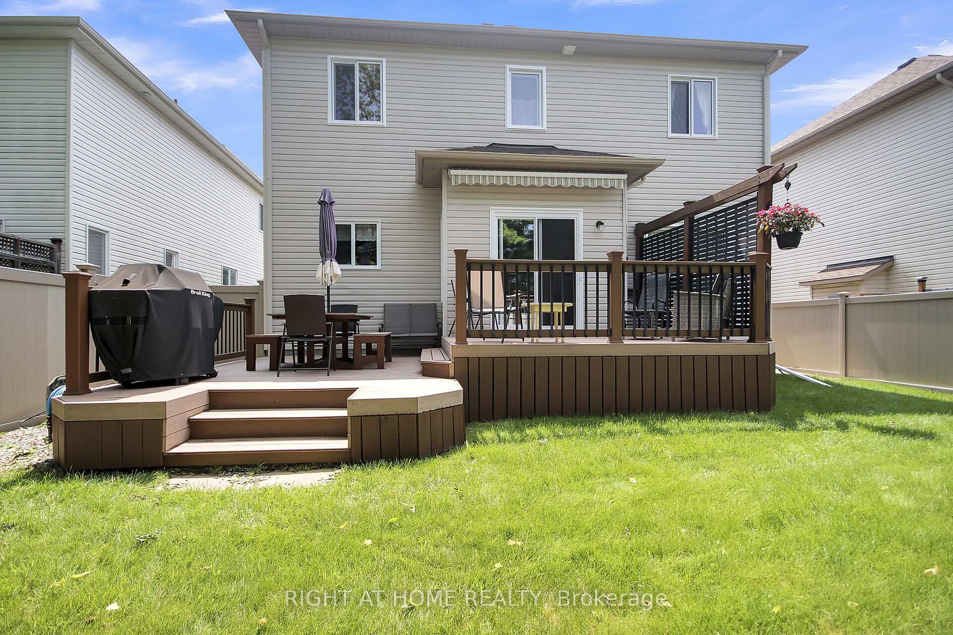 Photo 34 of 13 Sirocco Crescent, Ottawa, Stittsville (North) — HOMEH