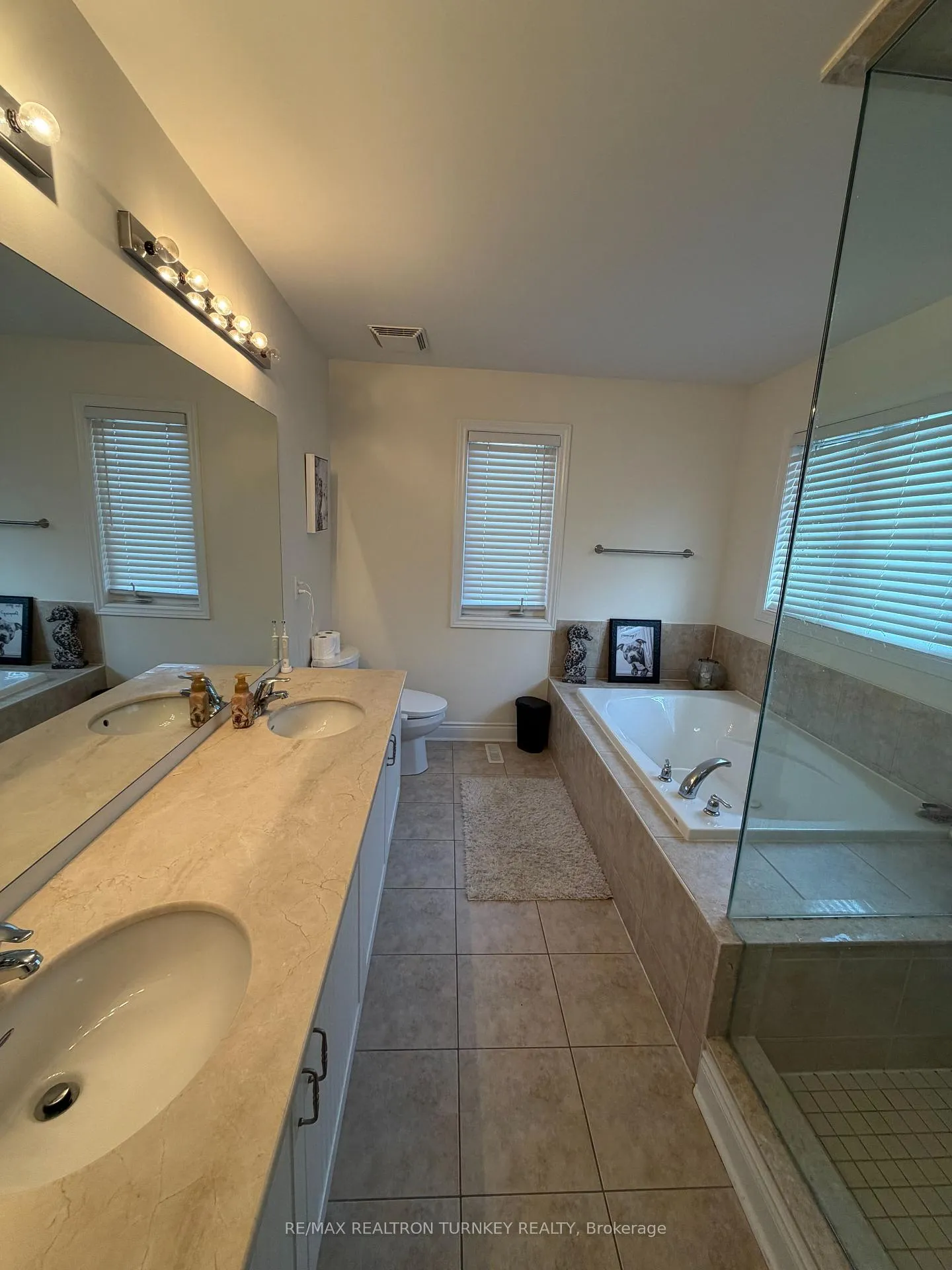 Photo 13 of 1100 Sherman Brock Circle, Newmarket, Stonehaven-Wyndham — HOMEH