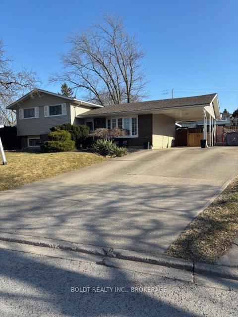 Photo 1 of 3 Beacon Hill Drive, St. Catharines, Burleigh Hill — HOMEH