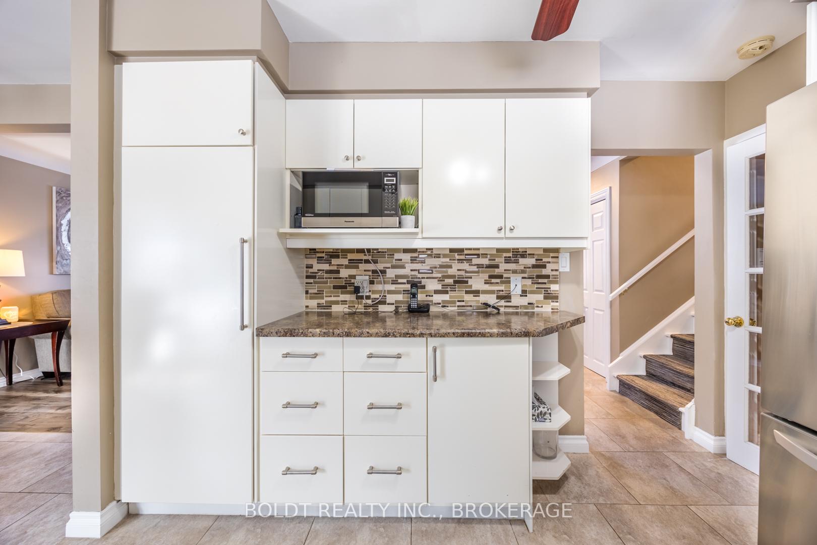 Photo 11 of 3 Beacon Hill Drive, St. Catharines, Burleigh Hill — HOMEH